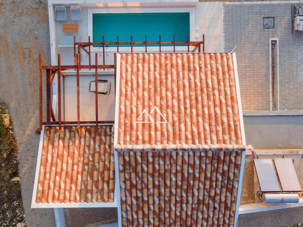 Villa de 4 habitaciones 114 m² Radenovici, Montenegro