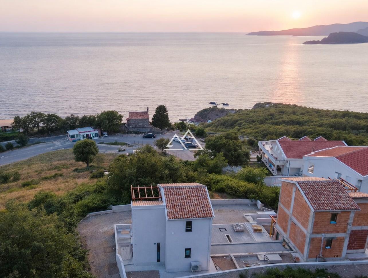 Villa de 4 habitaciones 114 m² Radenovici, Montenegro